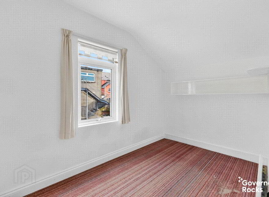 34 Seacliff Road, Bangor, BT20 5EY
