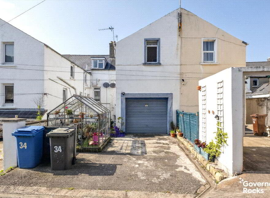 34 Seacliff Road, Bangor, BT20 5EY