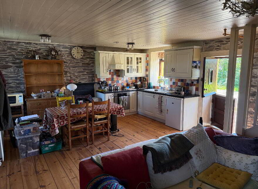 Parkers Pen, Ballymore, Ventry, V92F9N1