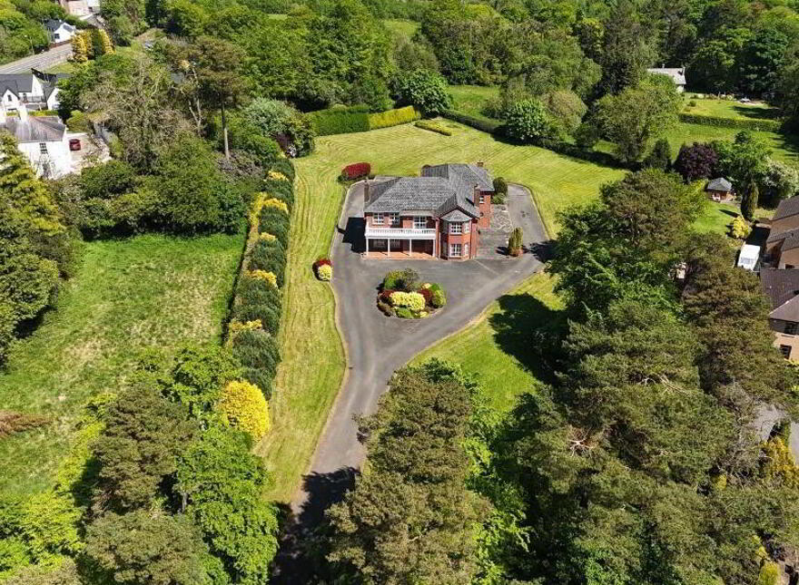 4 Retreat Close, Omagh, BT79 0HW