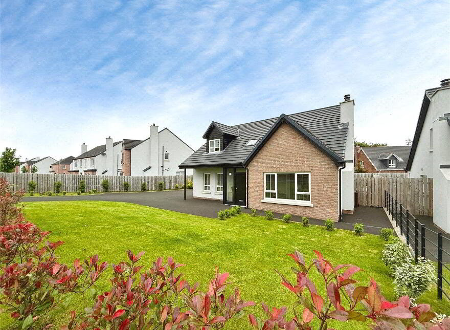 77 Portglenone Road, Randalstown, BT41 3EH
