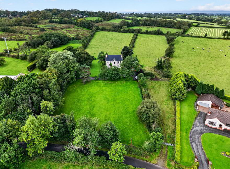 21 Ballynacoy Road, Lisburn, BT28 3XW