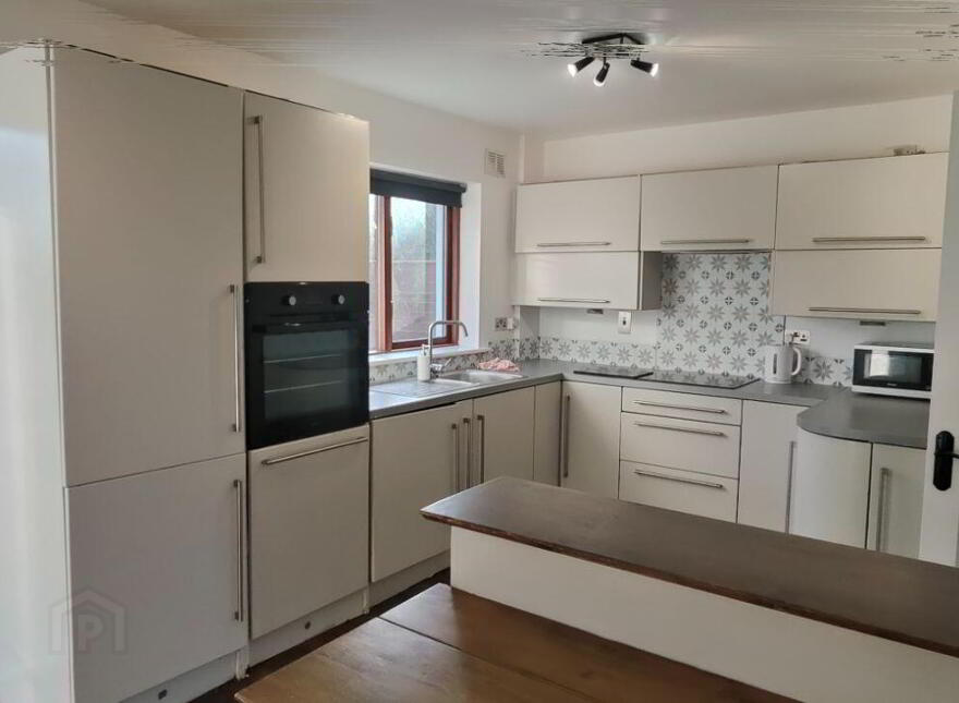32 Cois Na Habhann, Bonniconlon, Ballina, F26W5W0