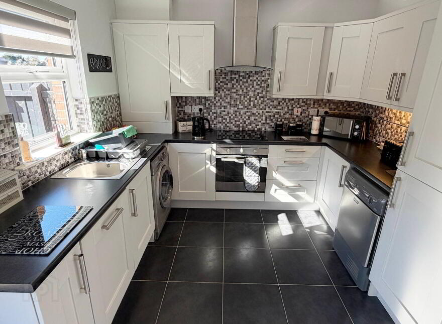42 Knocklynn Drive, Coleraine, BT52 1WX
