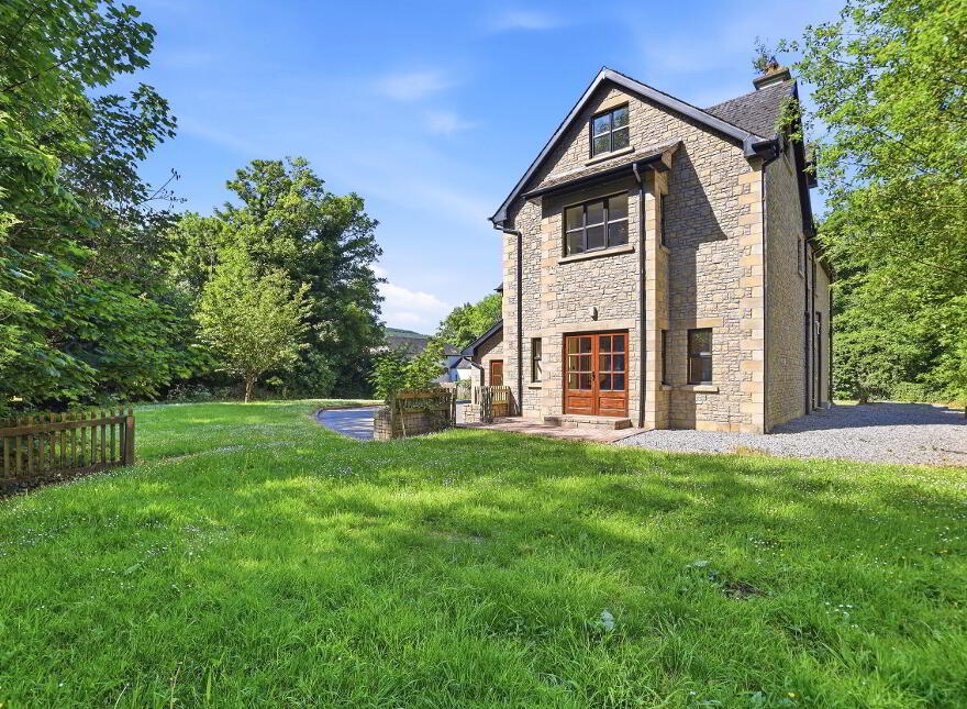 An Droichead, Marlfield, Clonmel, E91D3H1