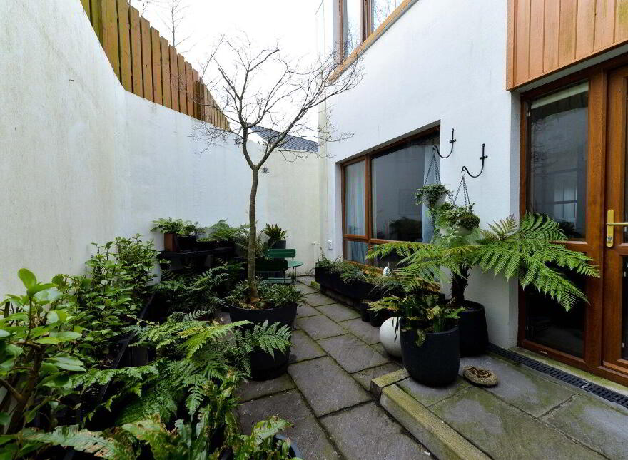 8 Mill Gate, Belfast, BT5 7GY