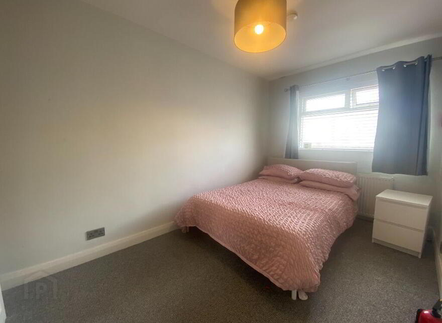 38 Olympia Parade, Belfast, BT12 6NT