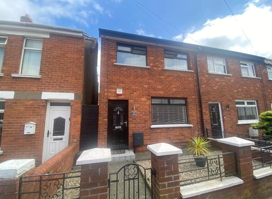 38 Olympia Parade, Belfast, BT12 6NT
