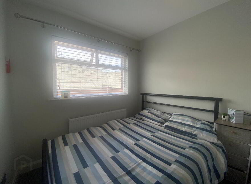 38 Olympia Parade, Belfast, BT12 6NT