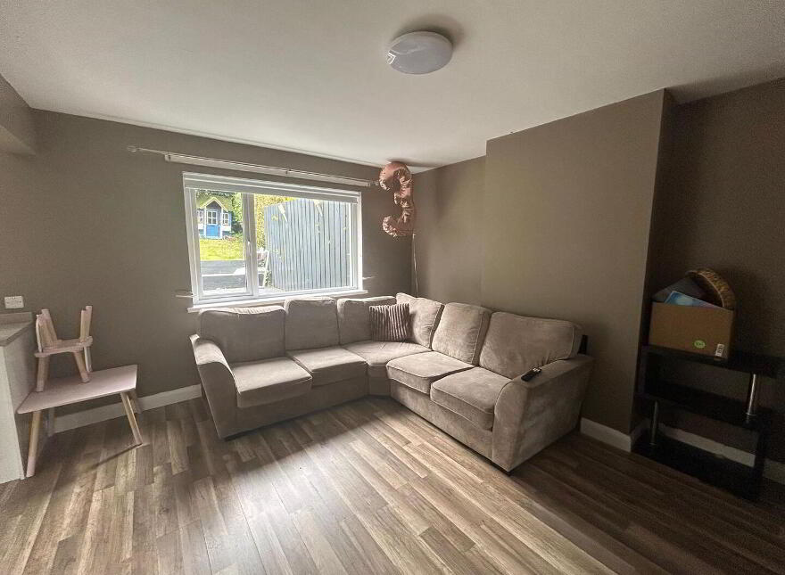 98 Ravenswood Park, Belfast, BT5 7PU