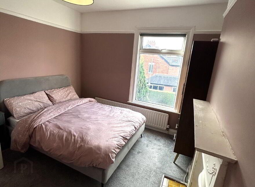 24 Clanroy Parade, Belfast, BT4 3BZ