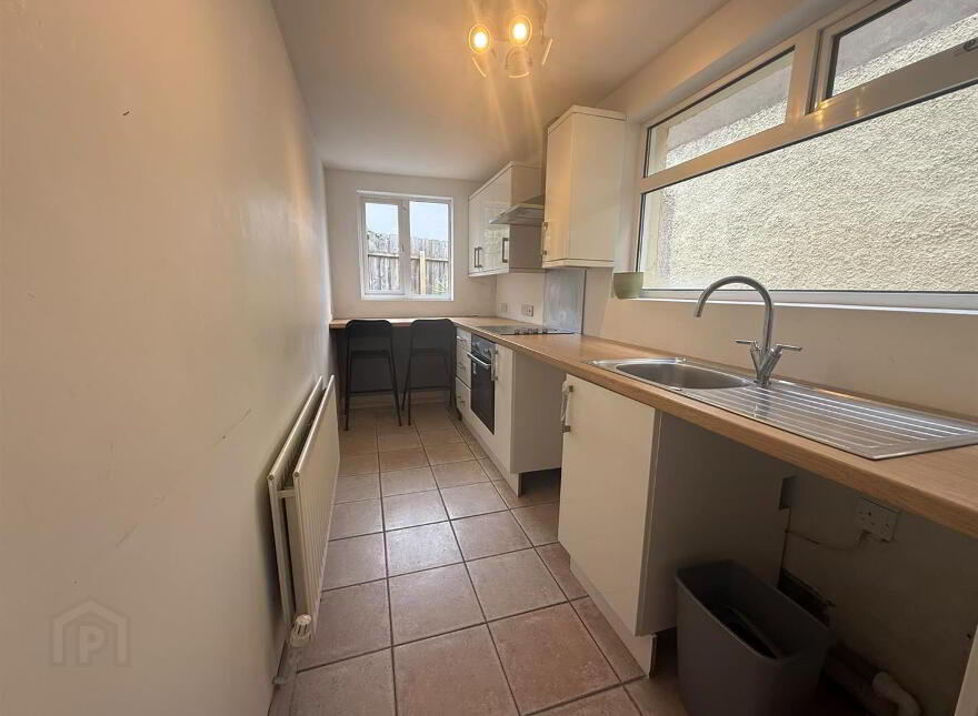 60 Sandhurst Gardens, Belfast, BT9 5AX