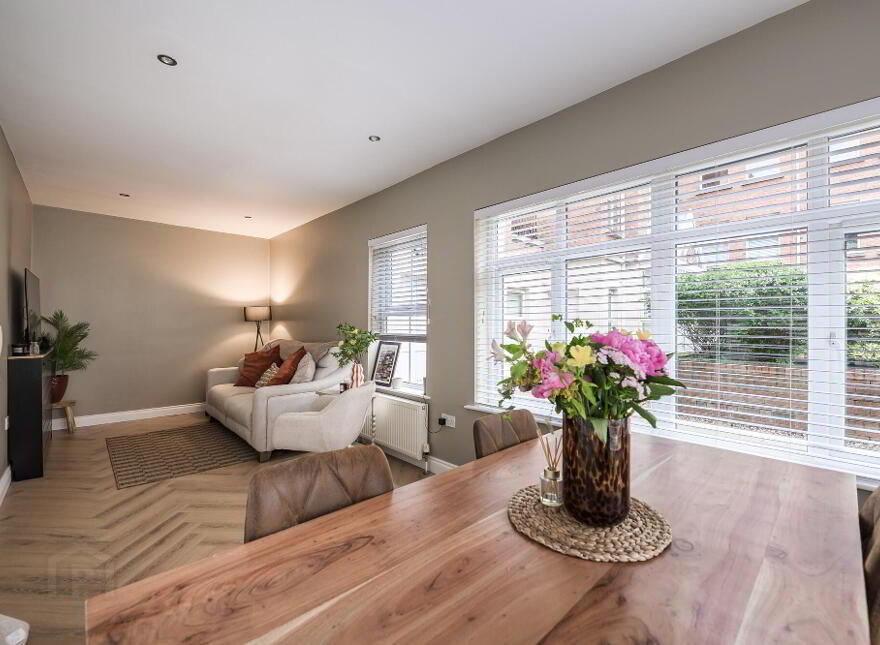 23 Ashley Courtyard, 1a Fane Street, Belfast, BT9 7JS