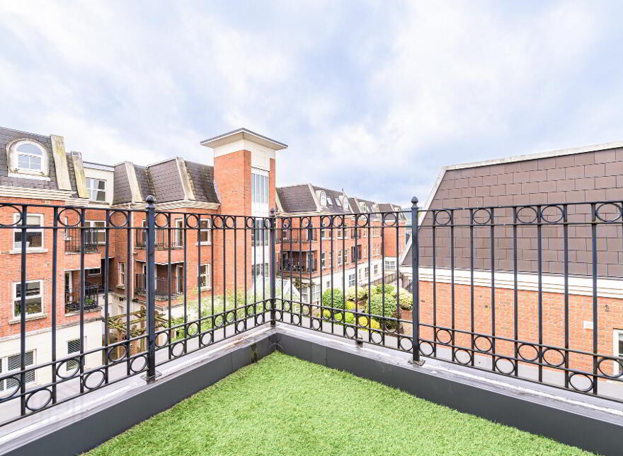 23 Ashley Courtyard, 1a Fane Street, Belfast, BT9 7JS
