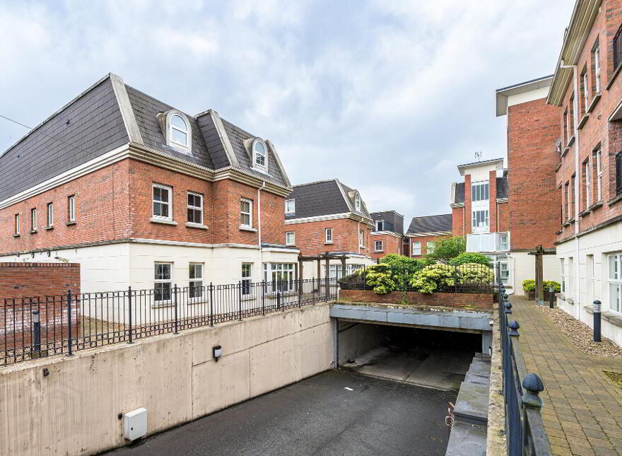 23 Ashley Courtyard, 1a Fane Street, Belfast, BT9 7JS