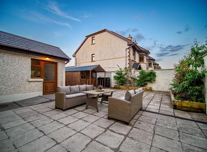 2 Knight's Court, Cullinagh, Newcastle West, V42H923