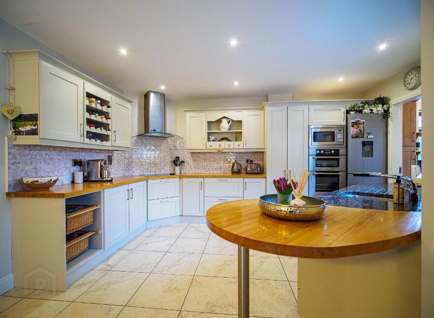 2 Knight's Court, Cullinagh, Newcastle West, V42H923