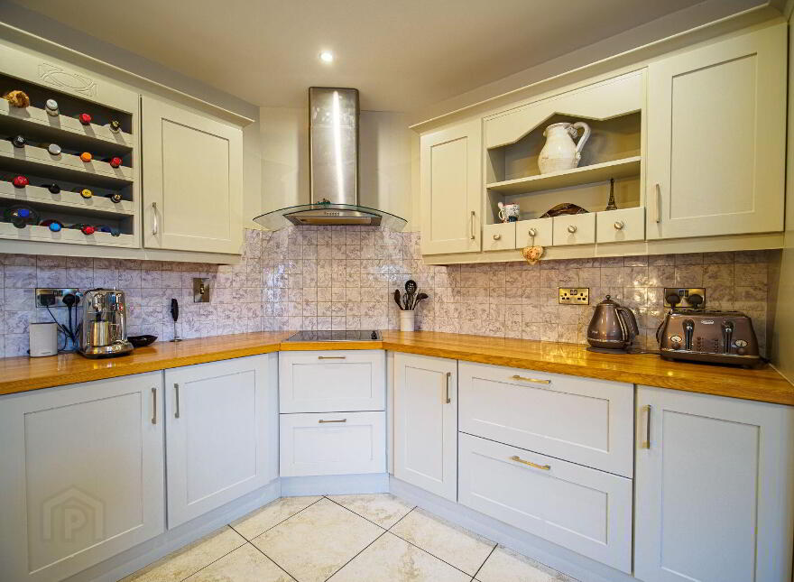2 Knight's Court, Cullinagh, Newcastle West, V42H923