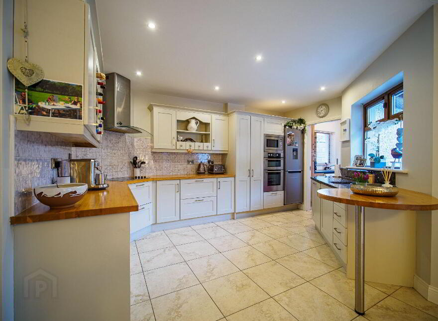 2 Knight's Court, Cullinagh, Newcastle West, V42H923