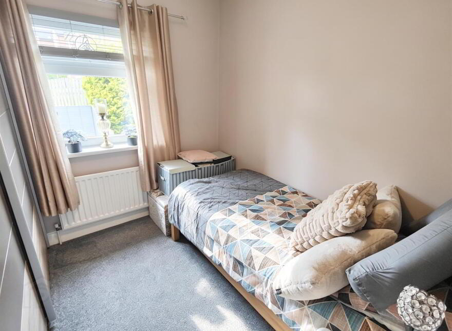 2 Mill Valley Place, Belfast, BT14 8FX