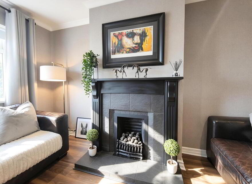 32 Sarajac Crescent, Belfast, BT14 6SD