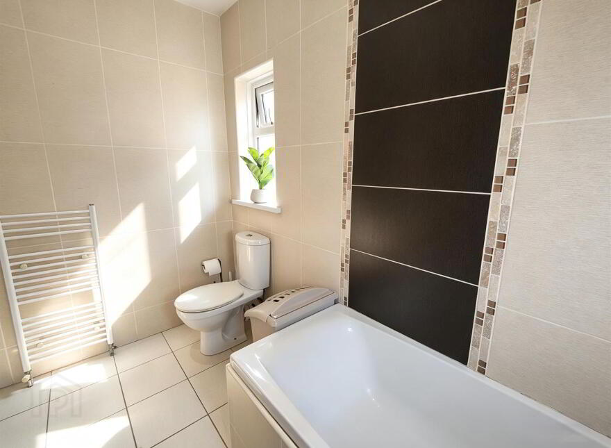 32 Sarajac Crescent, Belfast, BT14 6SD
