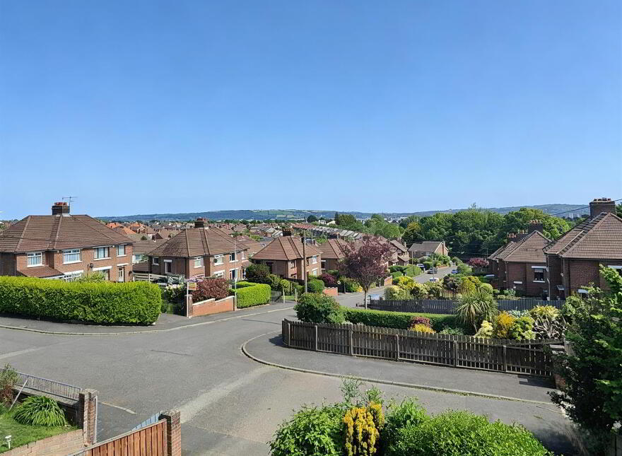 32 Sarajac Crescent, Belfast, BT14 6SD