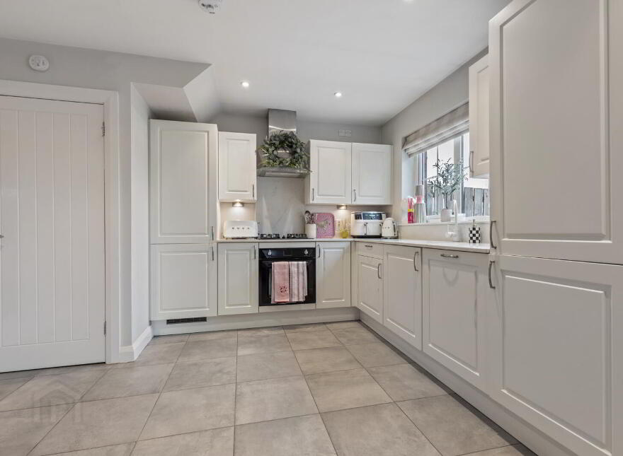 11 Greengraves Meadow, Dundonald, Belfast, BT16 1ZH