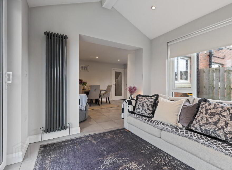 11 Greengraves Meadow, Dundonald, Belfast, BT16 1ZH