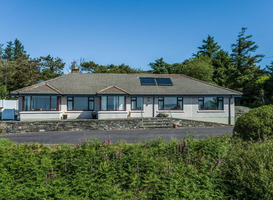 Foxcliff, Colla Hill, Schull, P81TX48