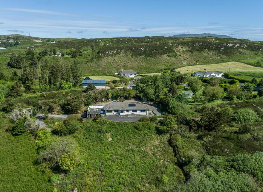 Foxcliff, Colla Hill, Schull, P81TX48