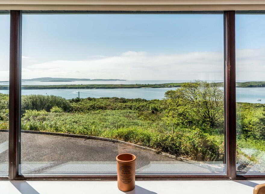 Foxcliff, Colla Hill, Schull, P81TX48