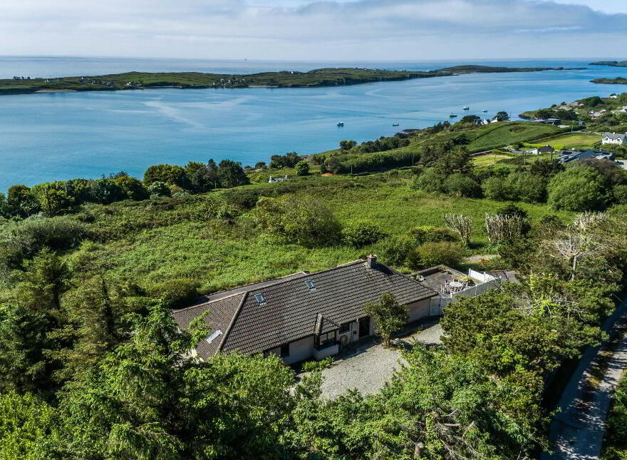 Foxcliff, Colla Hill, Schull, P81TX48