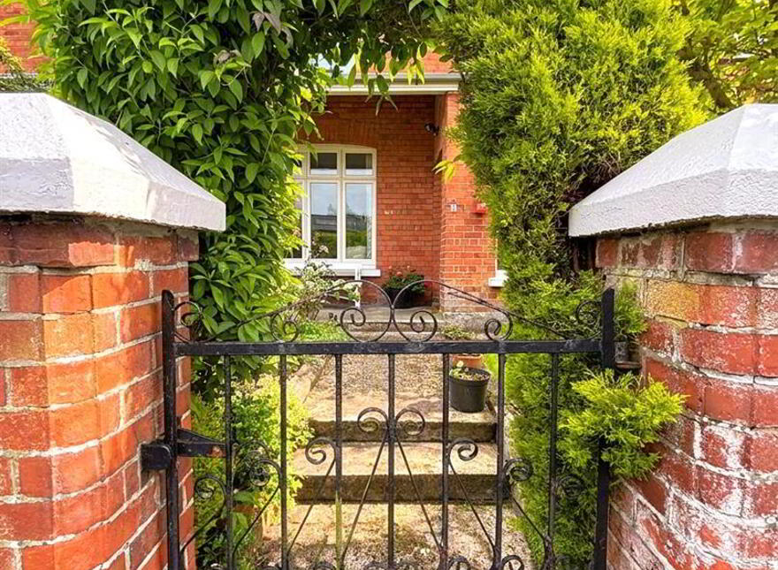 1 Ashley Gardens, Belfast, BT15 4DN