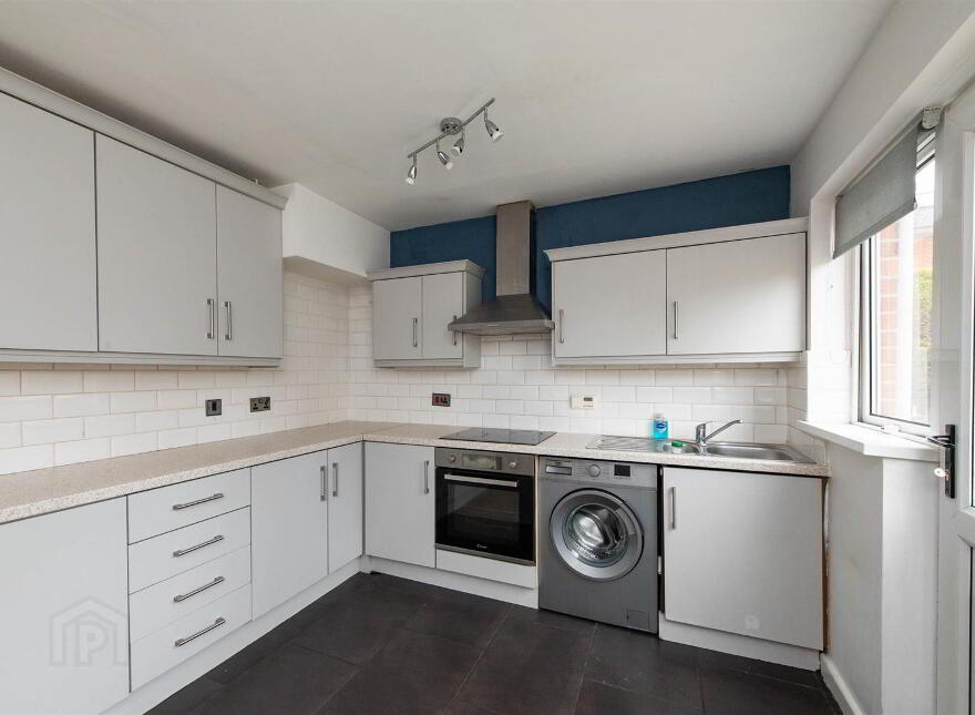 7 Winchester Drive, Carryduff, Belfast, BT8 8QD