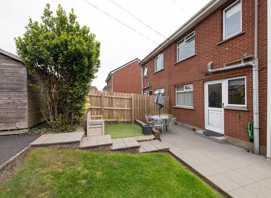 7 Winchester Drive, Carryduff, Belfast, BT8 8QD