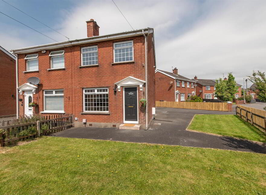 1 Winchester Drive, Carryduff, Belfast, BT8 8QD