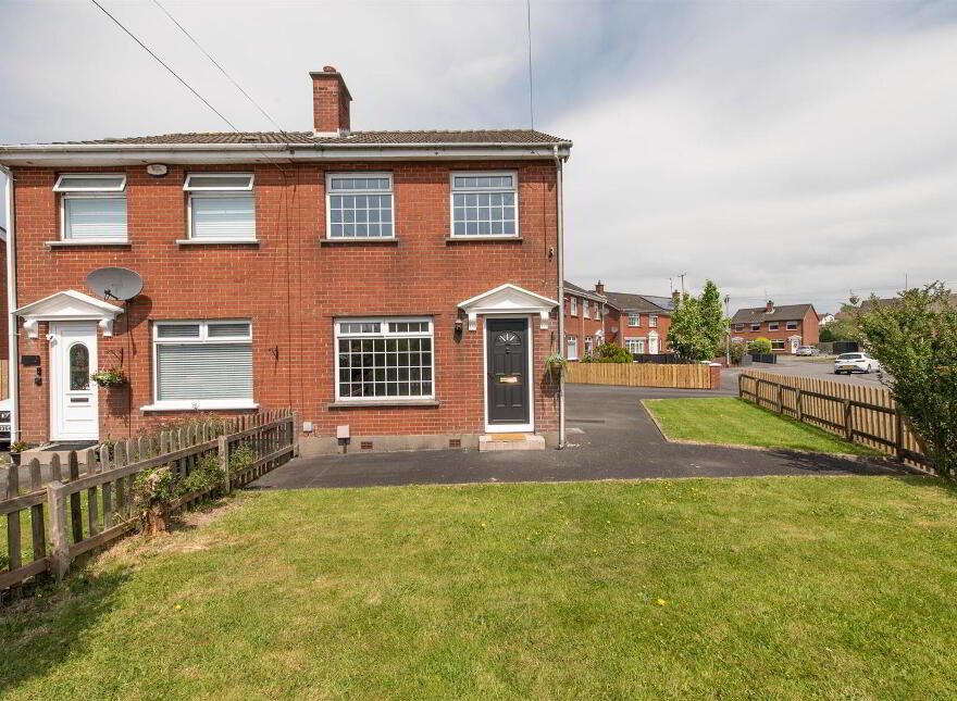 1 Winchester Drive, Carryduff, Belfast, BT8 8QD