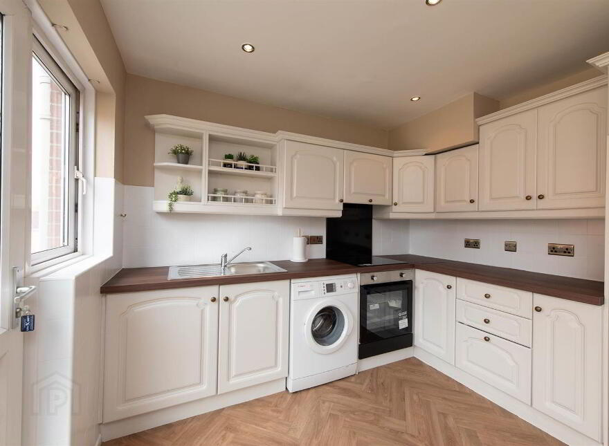 1 Winchester Drive, Carryduff, Belfast, BT8 8QD