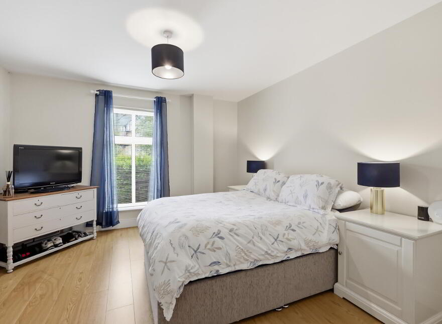 Apt 4, 1 Deramore Park South, Belfast, BT9 5JJ
