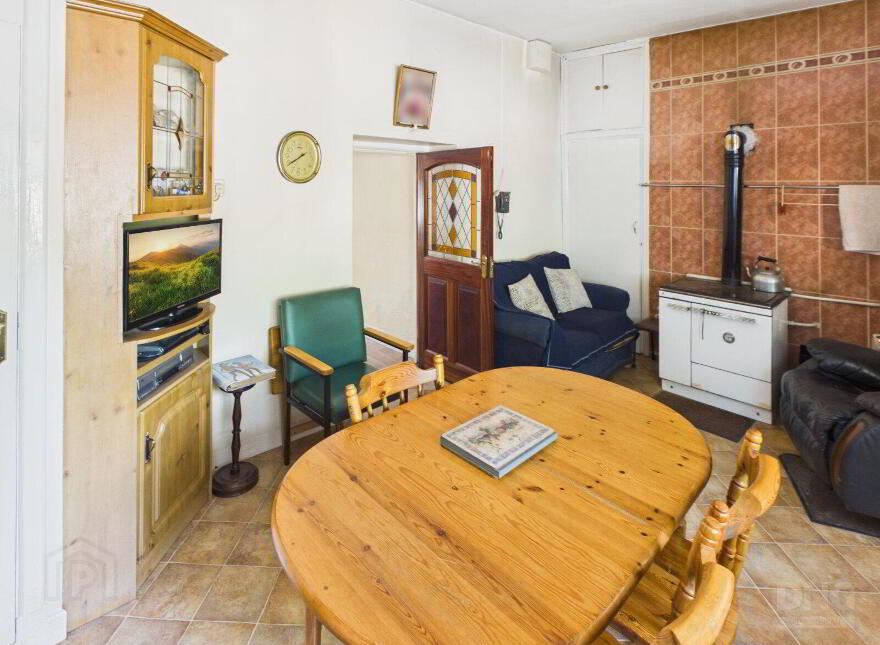 5 Charleville Parade, Cormac Street, Tullamore, R35NN90