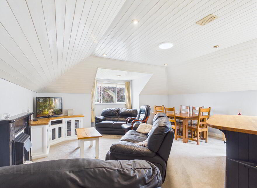 9 Dun Aoibhinn, Slievenamon Road, Thurles, E41YY22