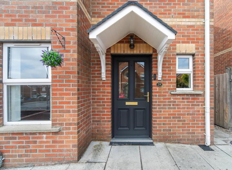 28 Wolfhill Manor, Belfast, BT14 8DE
