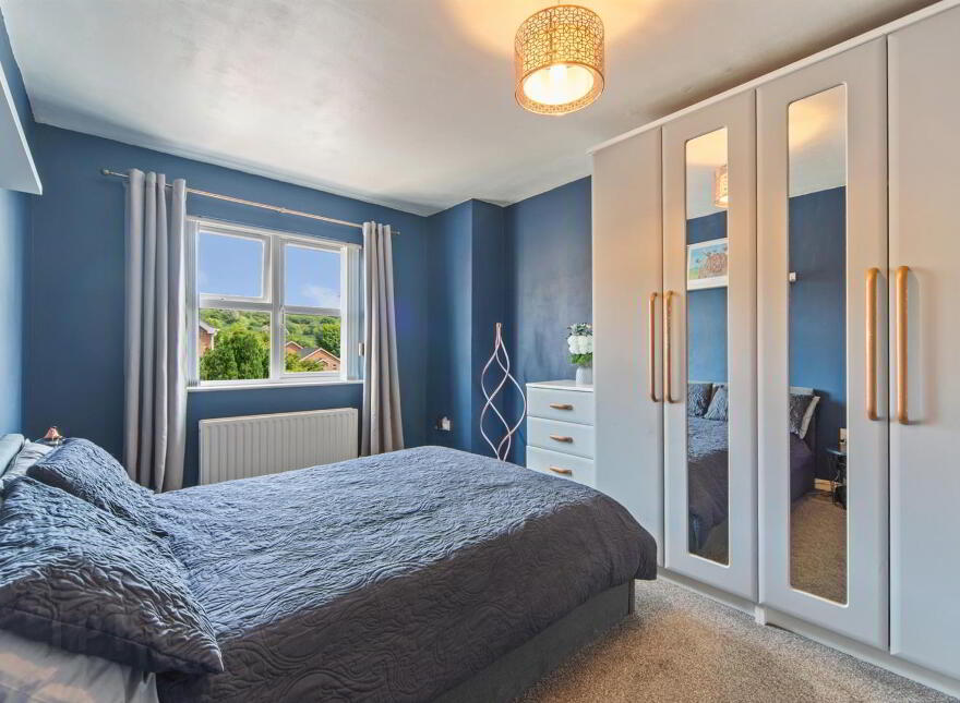 28 Wolfhill Manor, Belfast, BT14 8DE