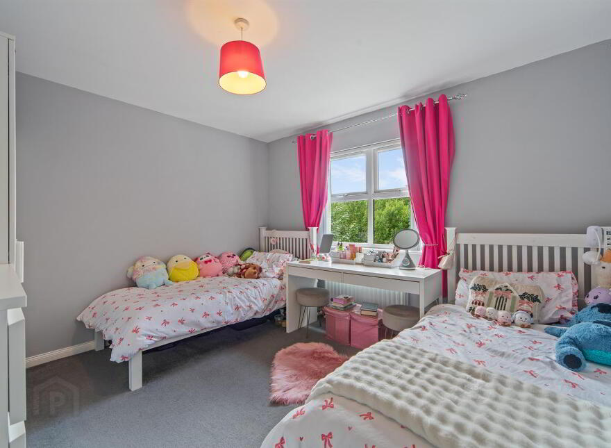 28 Wolfhill Manor, Belfast, BT14 8DE