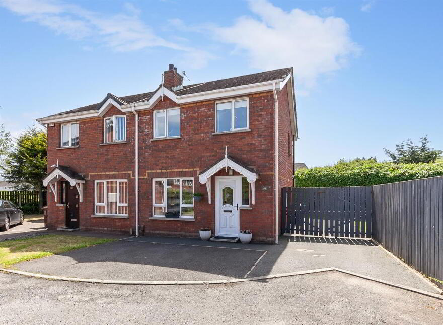 43 Knockview Road, Newtownabbey, BT36 6TT