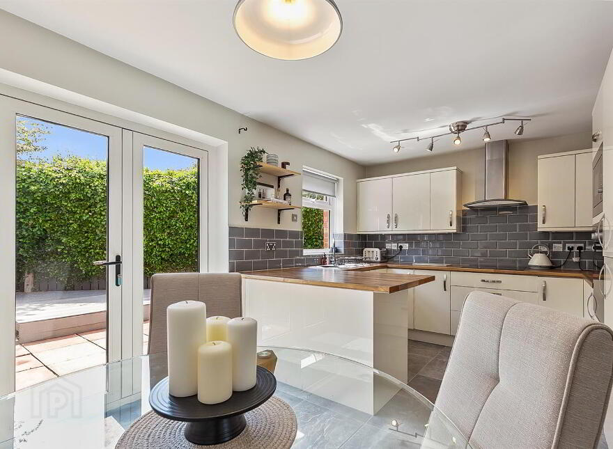 43 Knockview Road, Newtownabbey, BT36 6TT