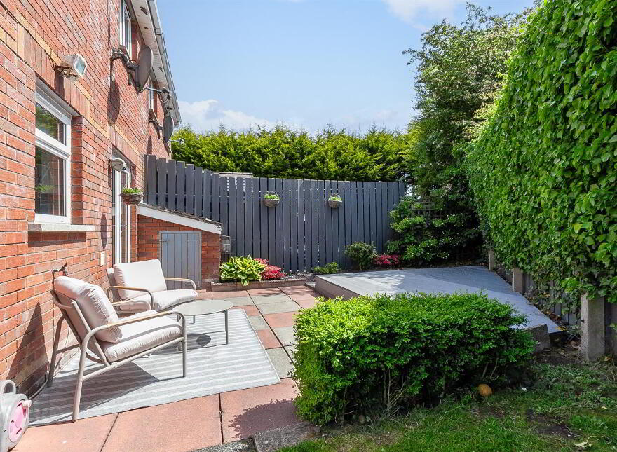 43 Knockview Road, Newtownabbey, BT36 6TT