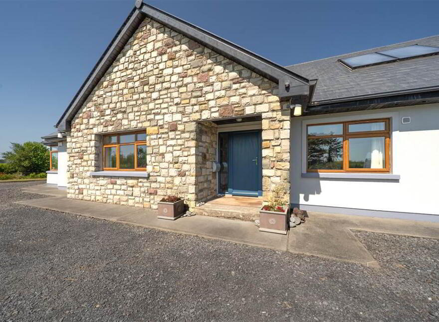 Terranova, Tawnawoggaun, Newport, F28K099