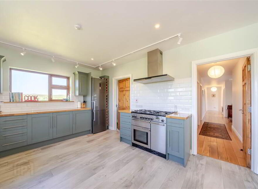 Terranova, Tawnawoggaun, Newport, F28K099
